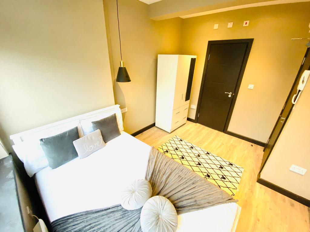 Stylish Studio Flat for Rent on Woodmansterne Road, Streatham SW16 5UX 1
