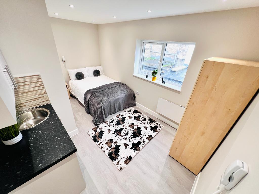 Modern Studio – Flat 2B, Willesden Green, NW10 2PB 2