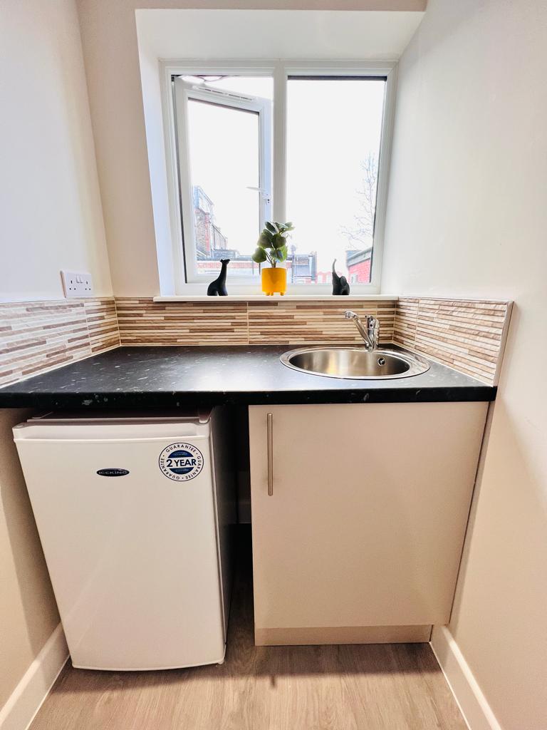Bright Studio – Flat 5B, Willesden Green, NW10 2PB 2