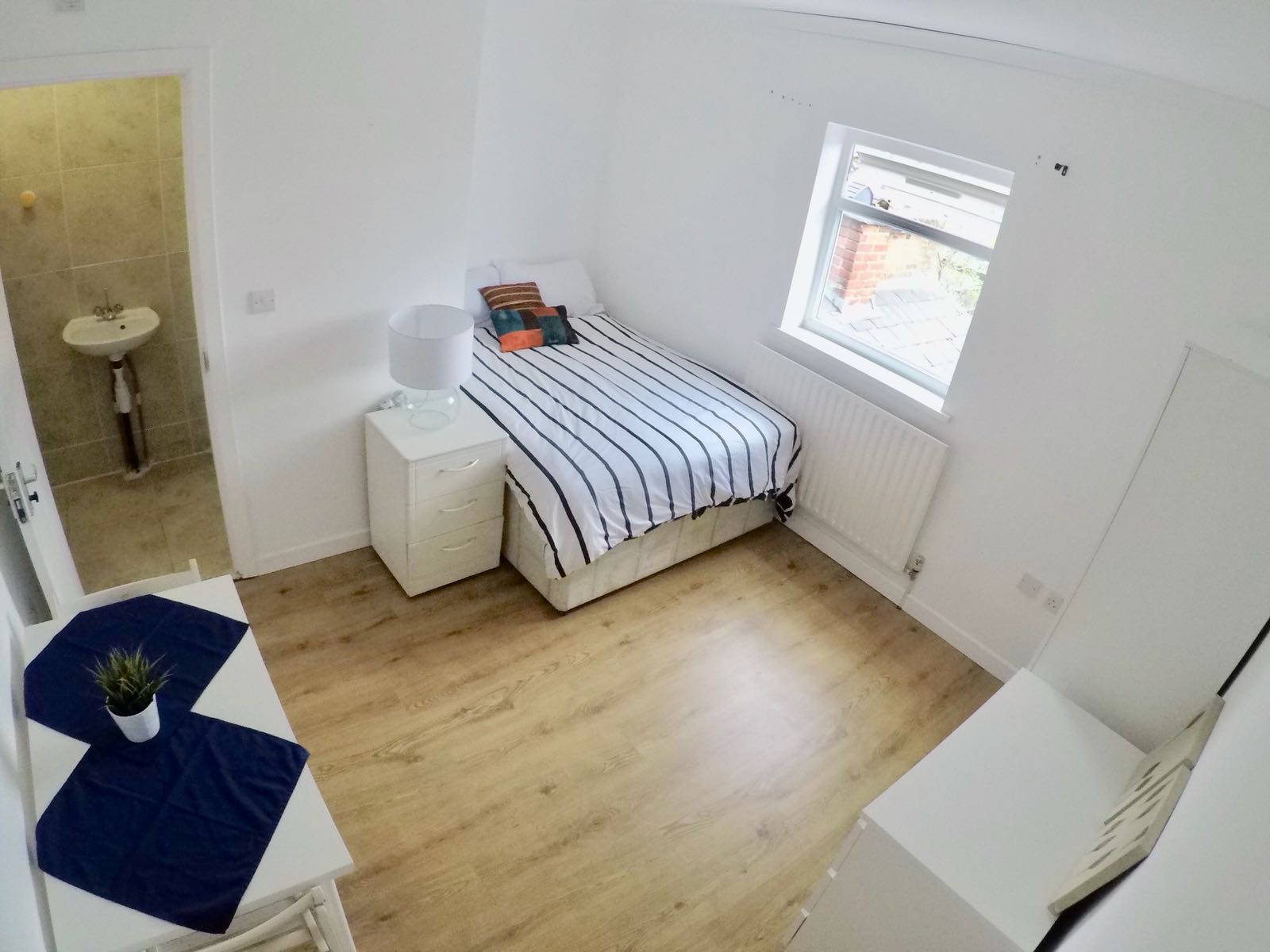 Comfortable Room for Rent in Hendon, North London NW4 4BB