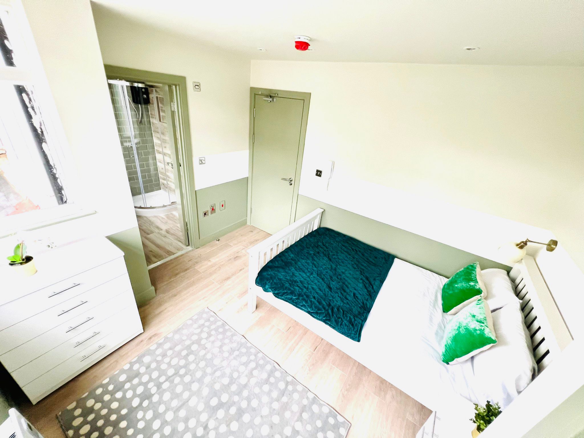 Cozy Ensuite Room for Rent in Streatham, SW16 5DY 1
