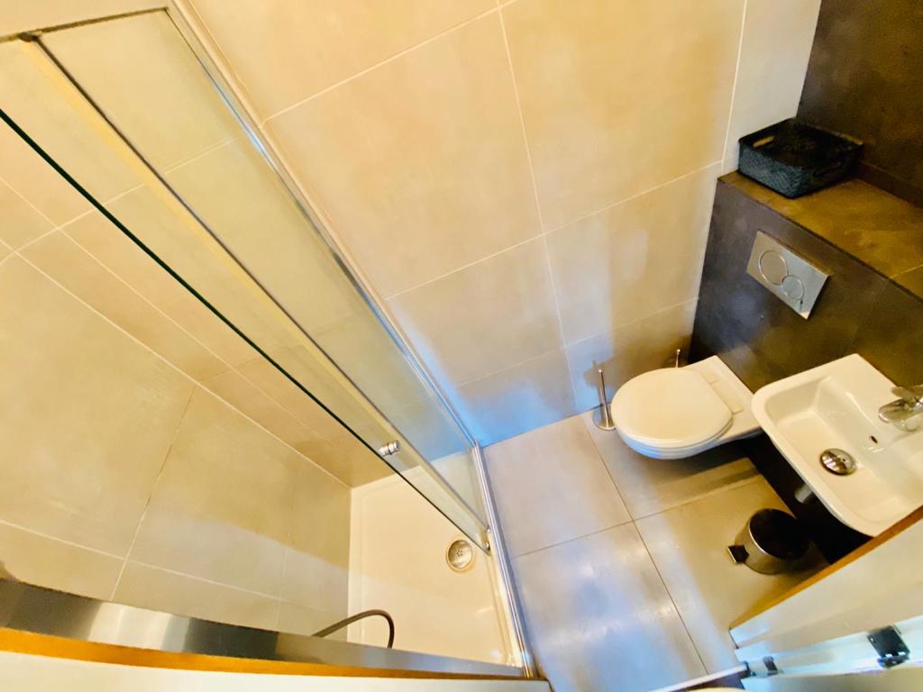 Modern Studio for Rent in Wembley, North London HA9 8EL 2