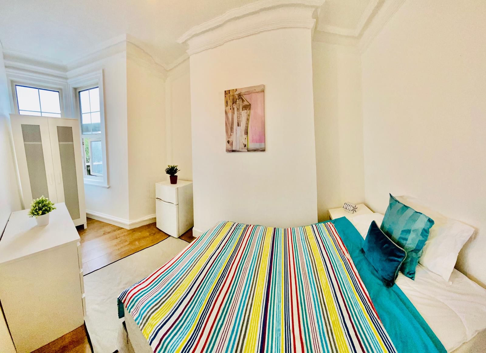 Stylish Apartment for Rent in Elephant & Castle, South London SE15 1JF