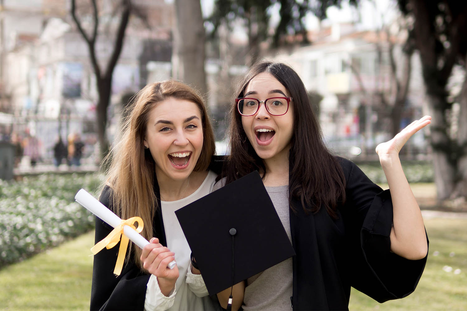 Best Scholarships to Study in Canada for International Students 2026