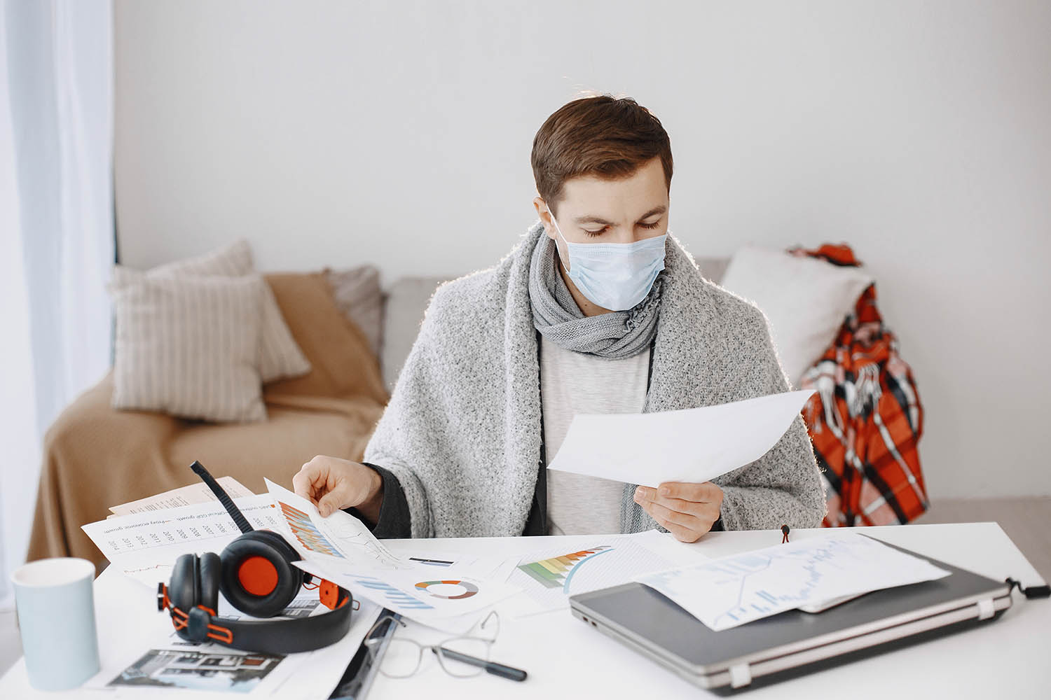 How to Reduce the Cost of Studying in Canada: 12 Practical Tips