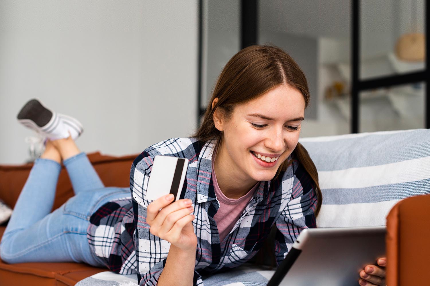 How to Avoid Wire Transfer Scams Targeting International Students