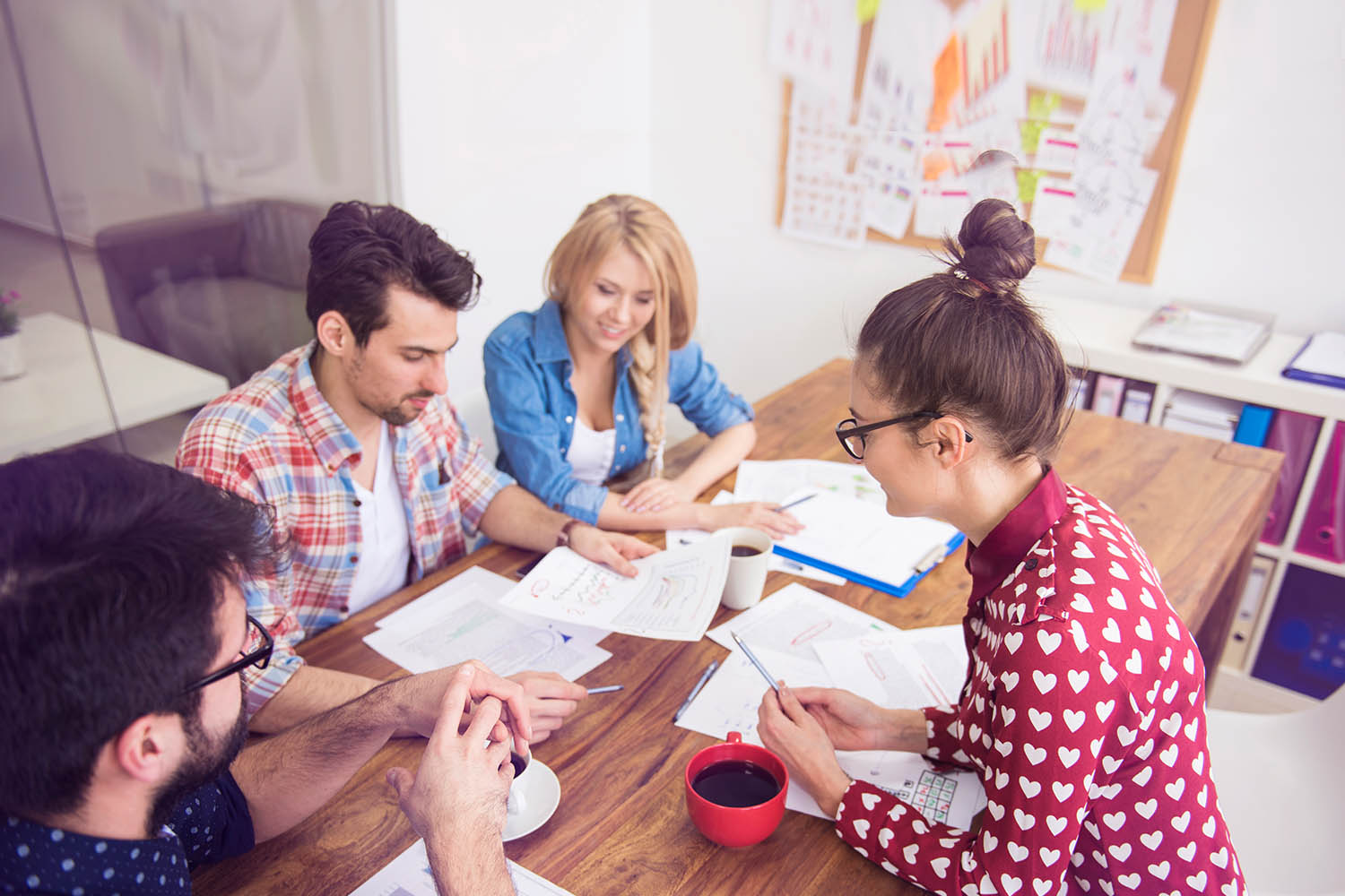 Group Projects in US Classrooms: What to Expect