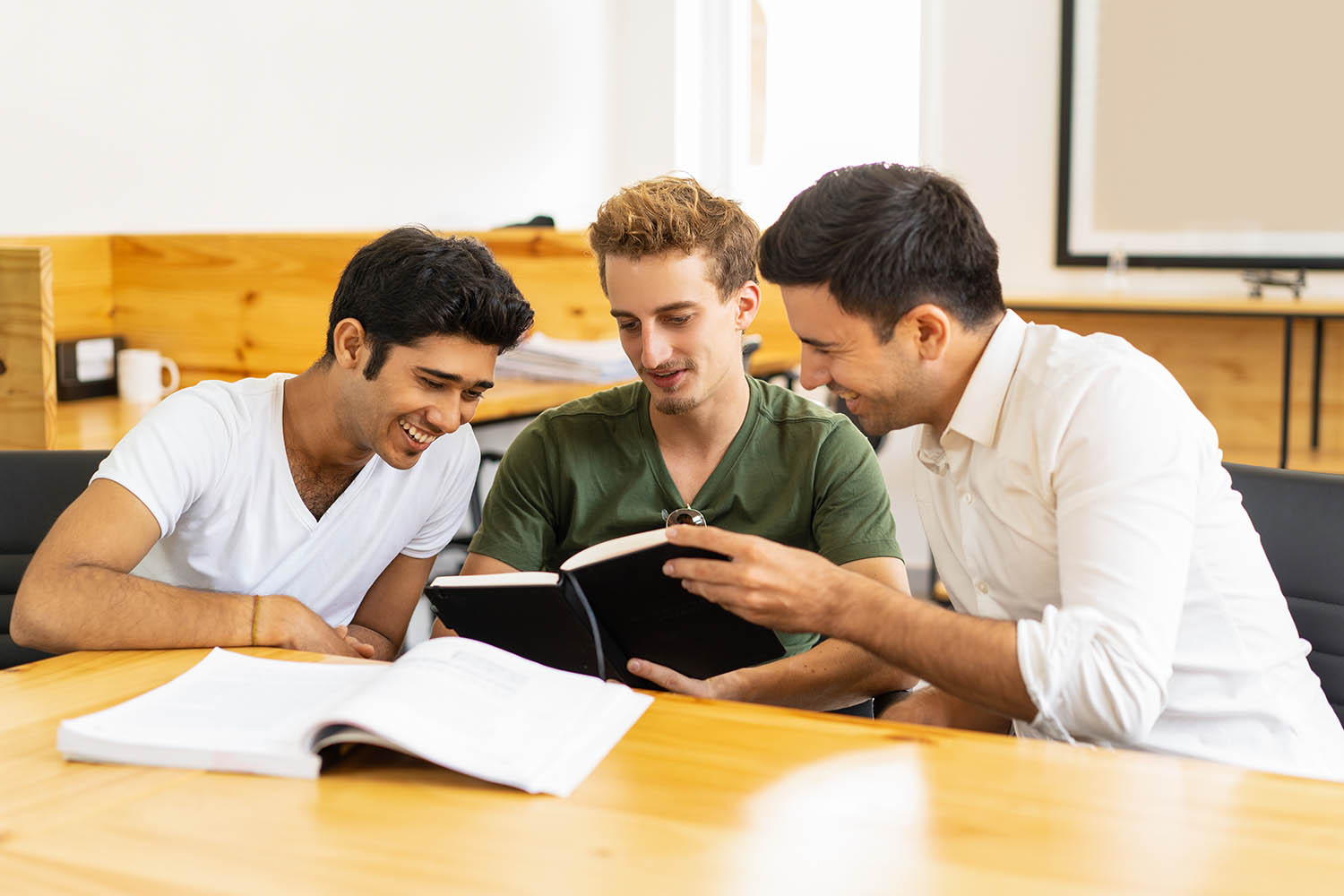 Studying in Canada from Bangladesh and Pakistan: Complete Guide 2026