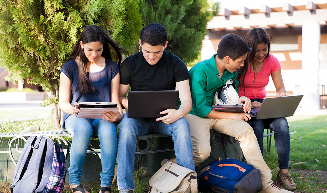 Study Social Work Abroad from India vs UK vs USA vs Canada vs Australia vs Europe vs other countries